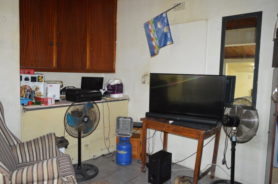 8 Bedroom Property for Sale in Wilkoppies North West